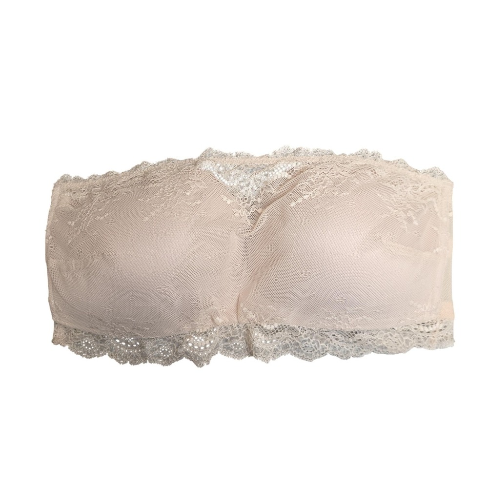 Spanx Undetectable Bandeau Bra Women M Beige Lace Strapless Wireless Molded